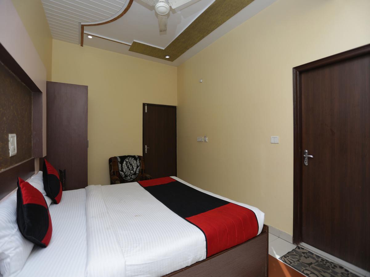 Oyo 12221 Hotel M House Agra  Bagian luar foto