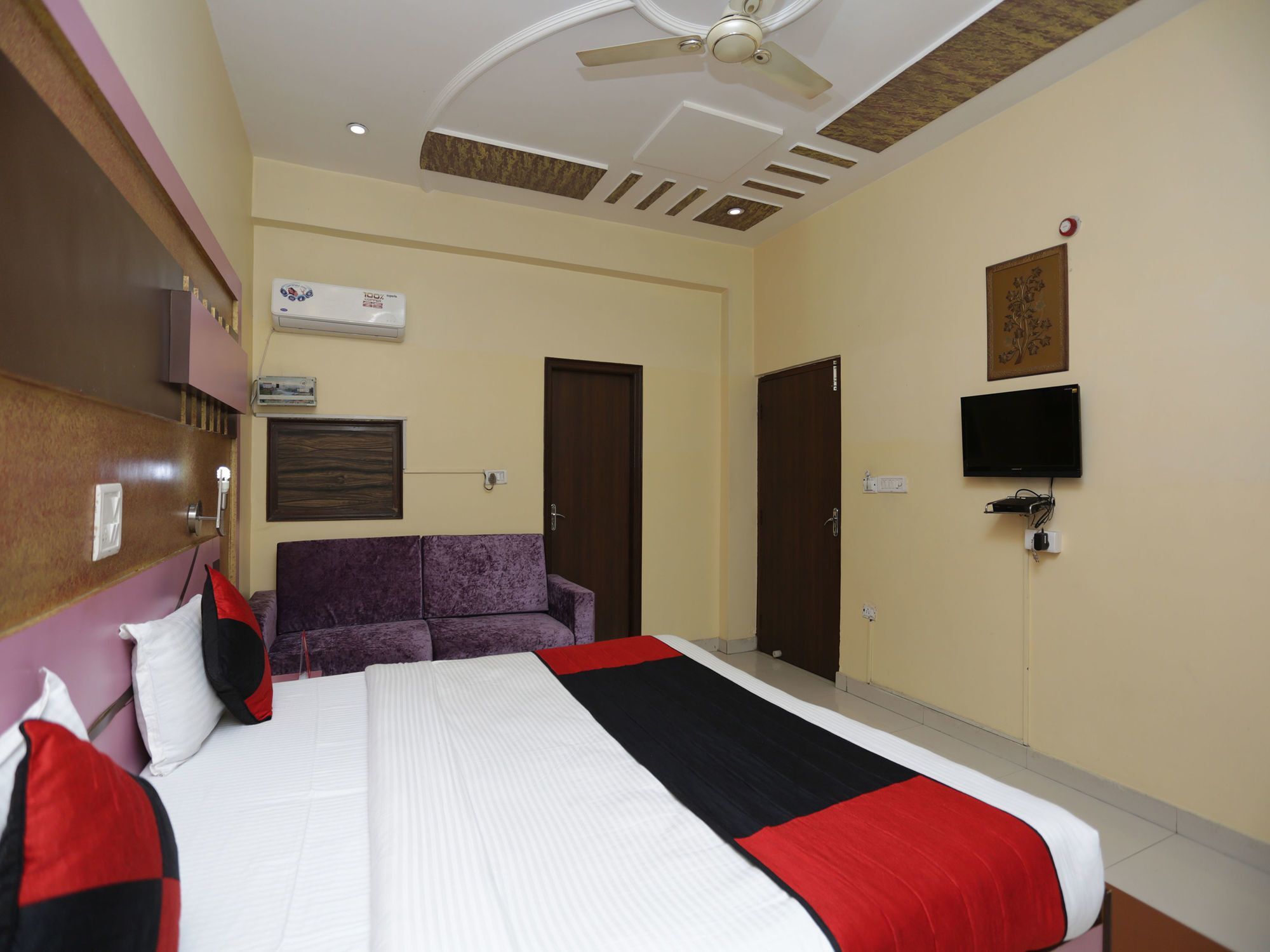 Oyo 12221 Hotel M House Agra  Bagian luar foto